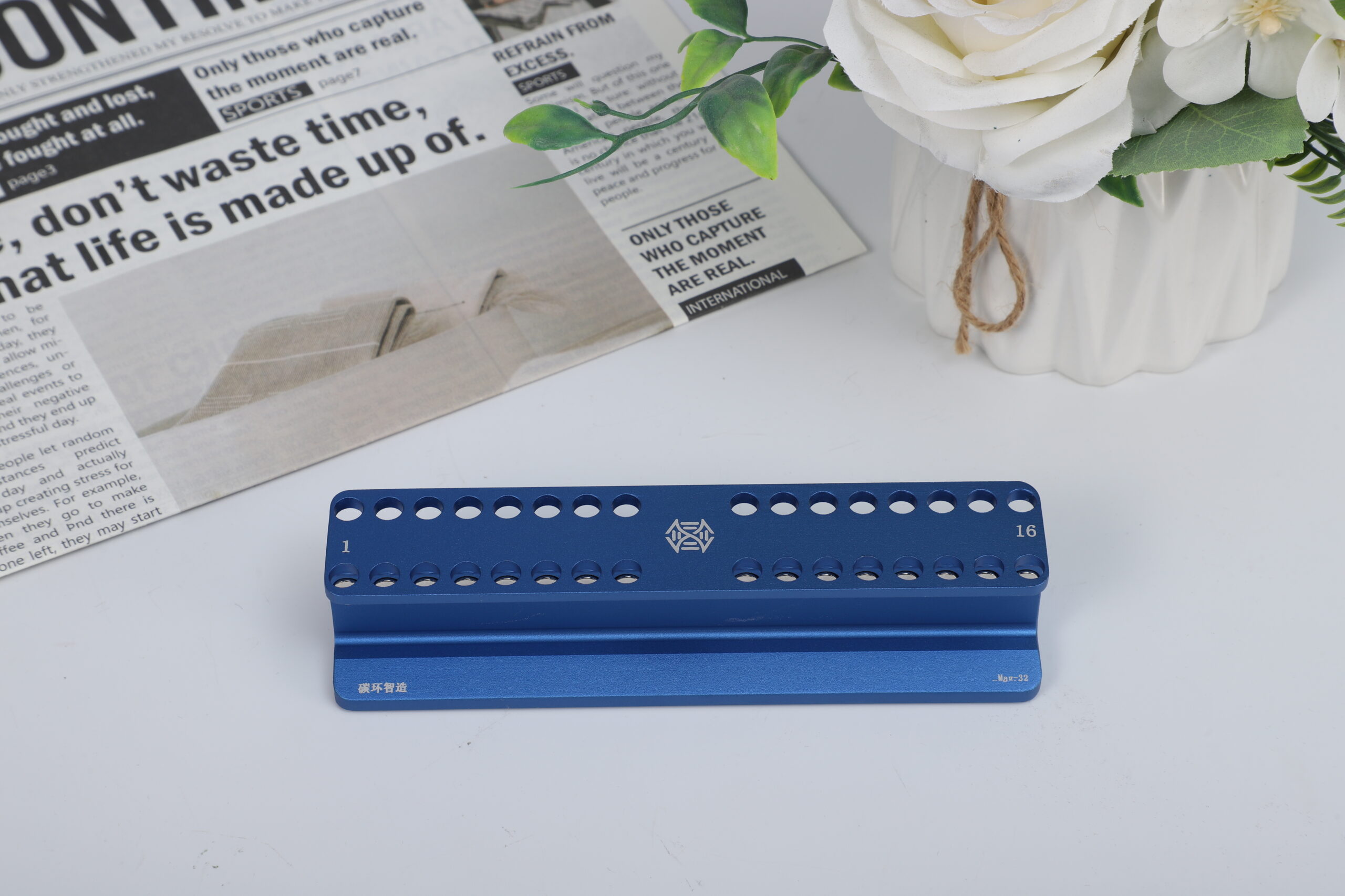 China Sales Champion Mag-32 eight tube magnet rack 0.2 ml magnetic rack ...